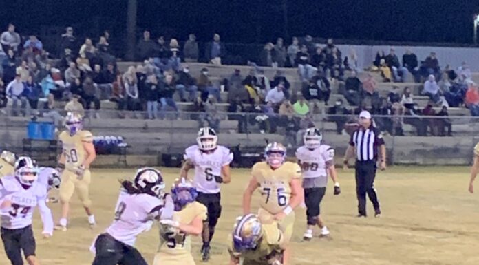 PREP FOOTBALL: Addison edges Colbert County in 22-15 thriller