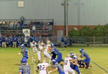 PREP FOOTBALL PLAYOFFS: Bulldogs fall at North Sand Mountain in round 2, 32-24