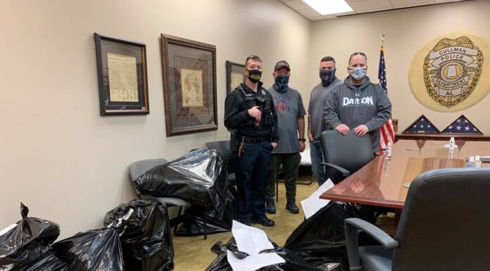 Bringing out the Best: ‘Shop with a Cop’ continues bringing Christmas cheer