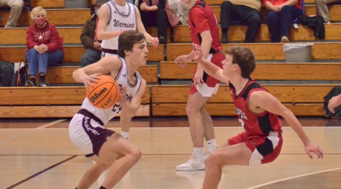 PREP BASKETBALL: Warriors, Lady Warriors split area tilts with Lawrence County