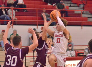 PREP BASKETBALL: Raiders beat Warriors at the buzzer 56-54, Lady Raiders rout West Point 63-39