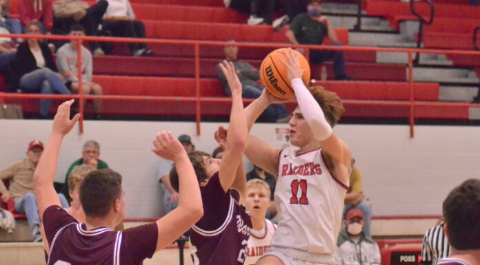 PREP BASKETBALL: Raiders beat Warriors at the buzzer 56-54, Lady Raiders rout West Point 63-39