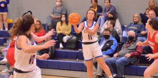 PREP BASKETBALL: Eagles, Lady Eagles down Vinemont at home