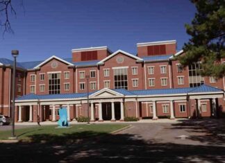 Local students named to UAH fall 2020 Dean’s and President’s Lists