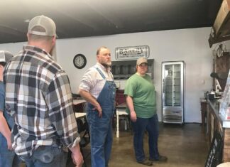 Vinemont community welcomes Pioneer Bakery