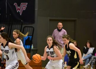 PREP BASKETBALL: West Point routs Russellville 81-42, advances to area tournament finals