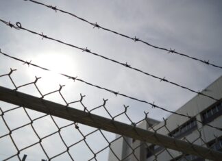 Ivey signs 30-year lease agreements for 2 new men’s mega prisons