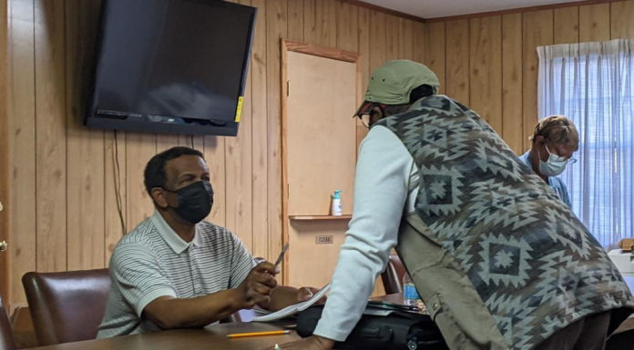 Colony mayor files ethics complaint against council member