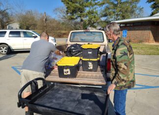 Food, love, care… all in a backpack