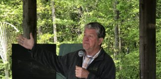Dr. Bill Deutsch speaks at Agriplex’s Lunch and Learn