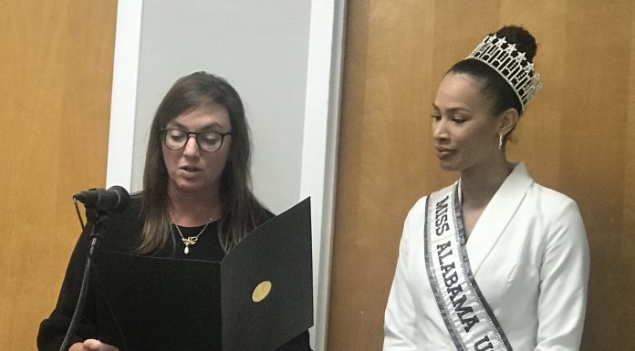 Miss Alabama USA Alexandria Flanigan honored by Cullman County Commission