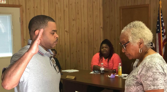 Colony hires clerk, swears in new councilman, sets new meeting time