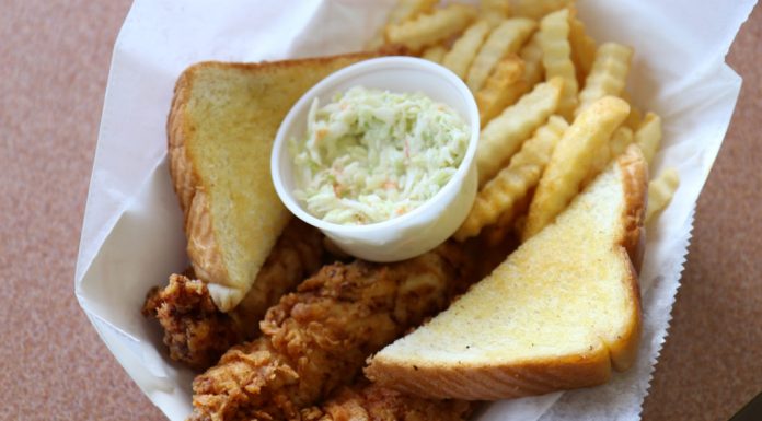 Bama’s Best Chicken Tenders: Bobby’s Restaurant rules the roost