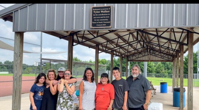 New pavilion at South Vinemont Sports Complex dedicated to Tyler Walker at ceremony