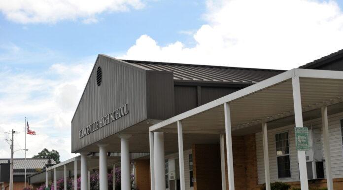 Hanceville High School student to hold candlelight vigil for local teens injured in car crash