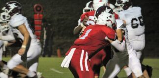 PREP FOOTBALL: West Morgan scores late to edge Good Hope 34-28