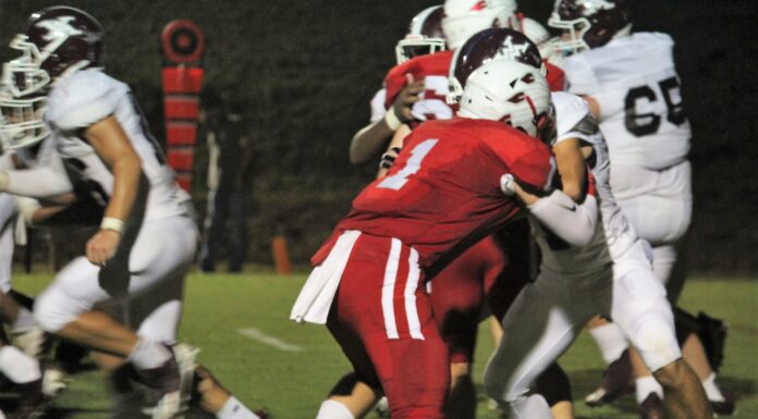 PREP FOOTBALL: West Morgan scores late to edge Good Hope 34-28