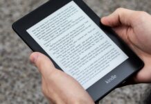 Amazon to phase out older models of Kindle devices