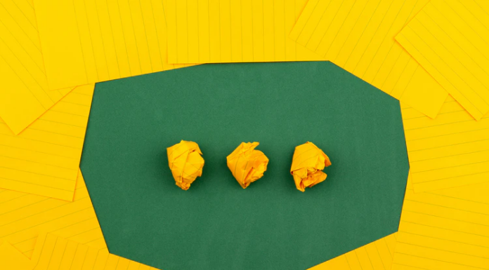 Editorial – The Policies of Starting Over: Stop apologizing