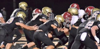 PREP FOOTBALL: Hartselle pulls away to defeat Cullman 35-14