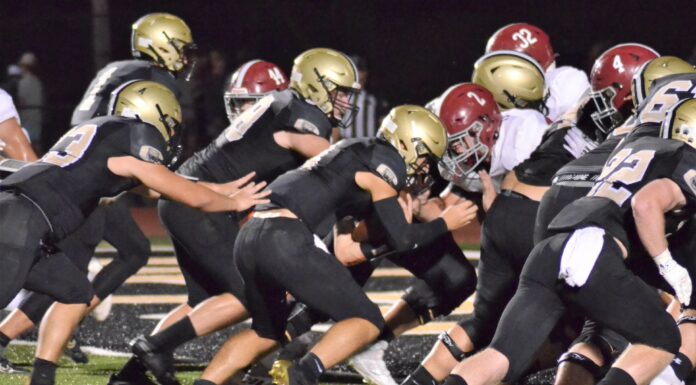 PREP FOOTBALL: Hartselle pulls away to defeat Cullman 35-14
