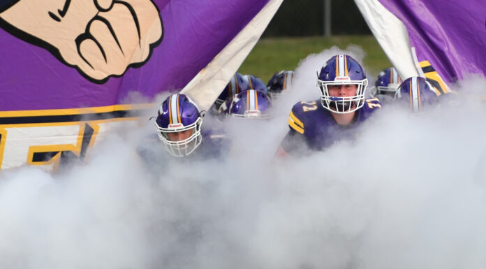 PREP FOOTBALL: Aggies cruise to 42-19 region win at Douglas