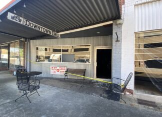 Downtown Grill catches fire, closed until further notice