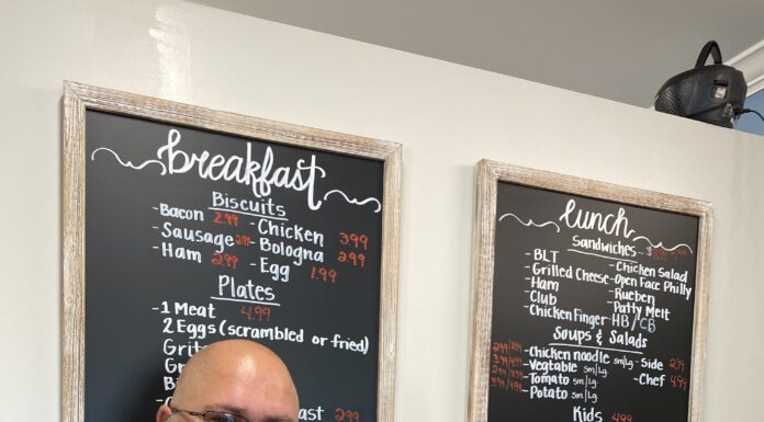 New eatery opens its doors for business in Jones Chapel