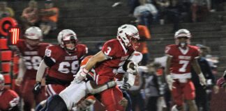 PREP FOOTBALL: Raiders run past Fultondale at home 28-3