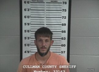 Hanceville man arrested for DUI and child porn charges