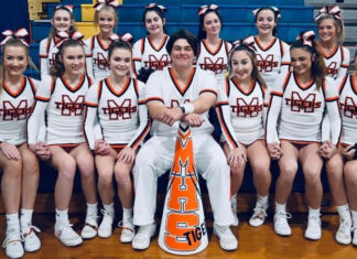 Meek Varsity Cheerleaders to host exhibition event for North Regional Championship