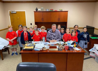 Sacred Heart students visit City Hall