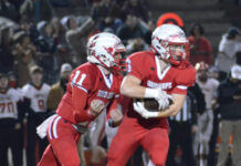 PREP FOOTBALL: Raiders score in final minute to top Central Florence 27-24