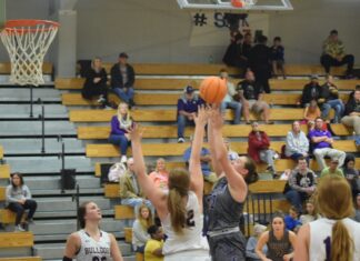 PREP BASKETBALL: Aggies, Lady Aggies collect road wins at Hanceville