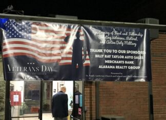 Local veterans attend St. Paul’s Dinner & A Show