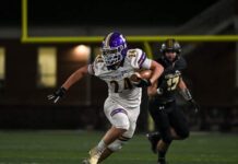 PREP FOOTBALL: Fairview knocks off No. 9 Russellville to advance to 1st quarterfinals since 1994