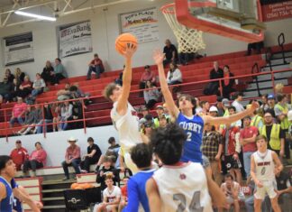 PREP BASKETBALL: Good Hope sweeps area openers against Curry