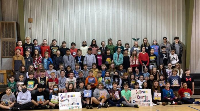 West Elementary students help spread love of reading with donation to the Imagination Library