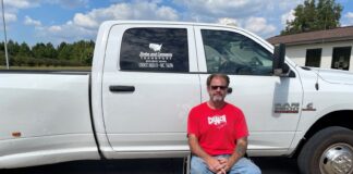 Kenneth Gamble, first Wallace State CDL graduate to use wheelchair, earns full-time job driving across U.S.