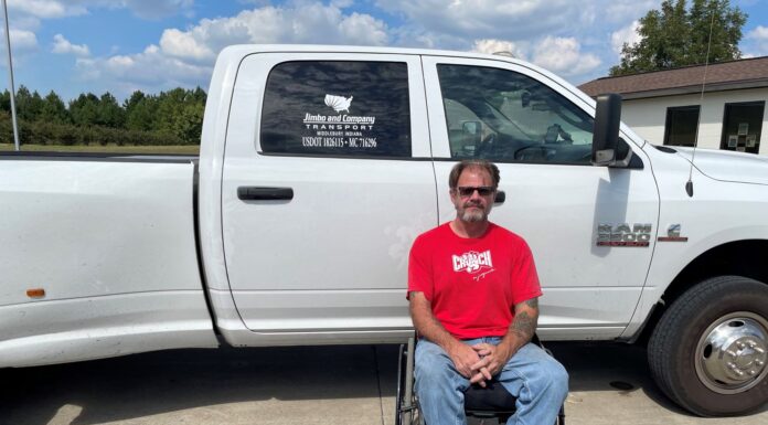 Kenneth Gamble, first Wallace State CDL graduate to use wheelchair, earns full-time job driving across U.S.