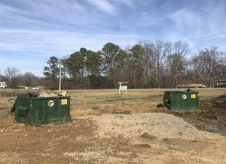 South Vinemont trailer park dumpster overflow causing litter problem for surrounding homes