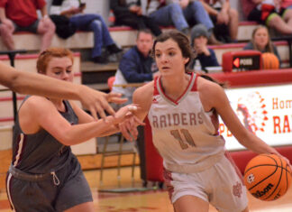 PREP BASKETBALL: No. 2 Good Hope downs Oneonta 53-39 to clinch top area seed, Raiders race past Redskins 64-49