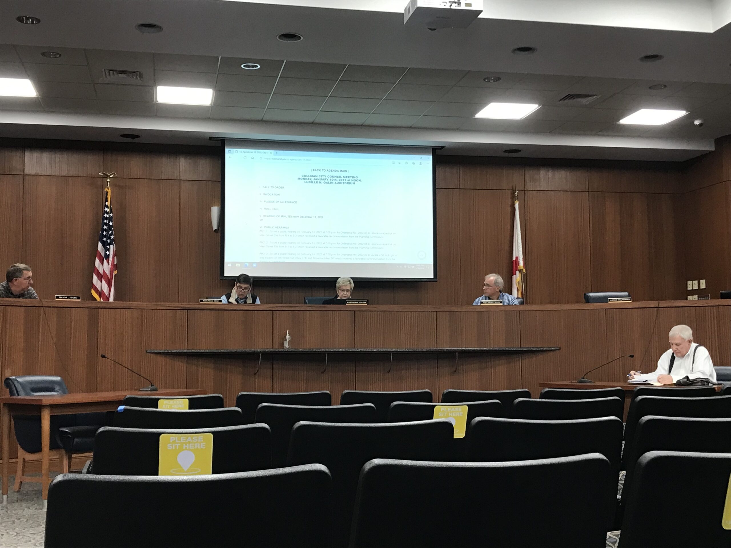 Cullman City Council recognizes law enforcement on behalf of Coach Page at Monday meeting