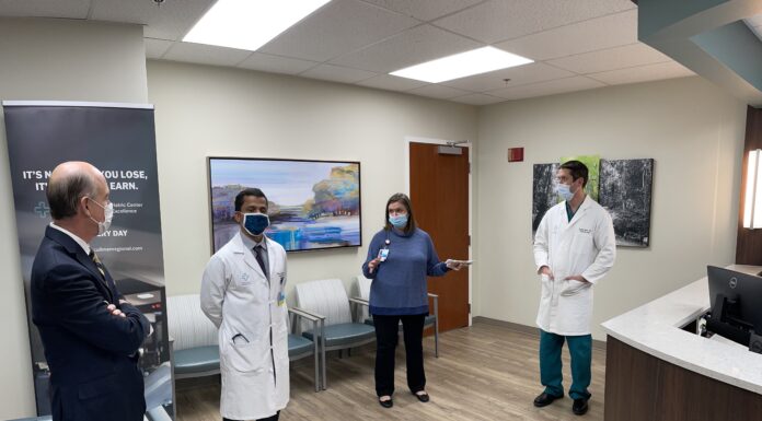 Rep. Robert Aderholt visits Cullman Regional on Tuesday