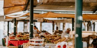 Applications open for senior farmers market vouchers