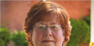 Literacy Coordinator Reginnia Roat retires from the Link after 10 years of service