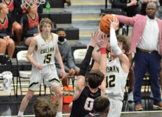 PREP BASKETBALL: Bearcats down Decatur 66-35 to advance to area championship