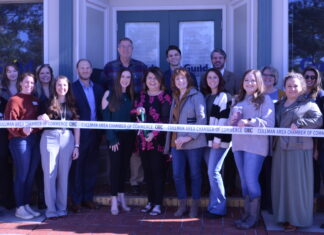 Guild Mortgage cuts ribbon on new Cullman office