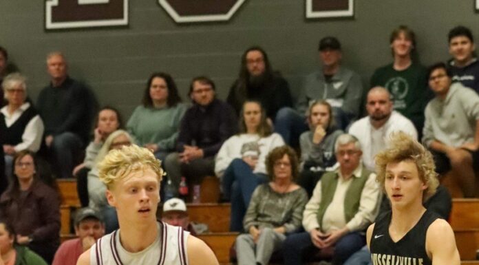 PREP BASKETBALL: Big 4th quarter lifts Russellville over West Point 58-45