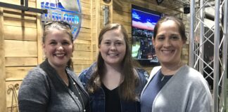 Friends of the Library sees success with first Books and Brews event at Goat Island Brewing